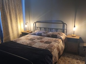 2 bedrooms, WiFi, bed sheets - Gateway to the North: Legendary Rivers, Epic Trails & 180 Acres to Yourself (Hazleton)