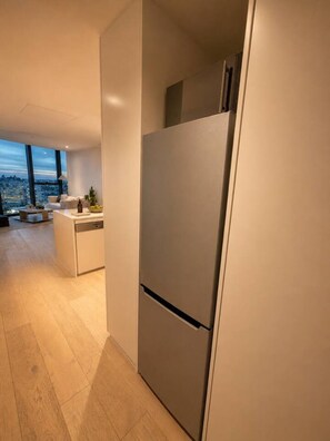 Interior - Olive & Ivory Resort | City Views + Parking (Southbank)