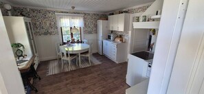 Cabana, 3 quartos, para fumantes, sacada | Sala de jantar