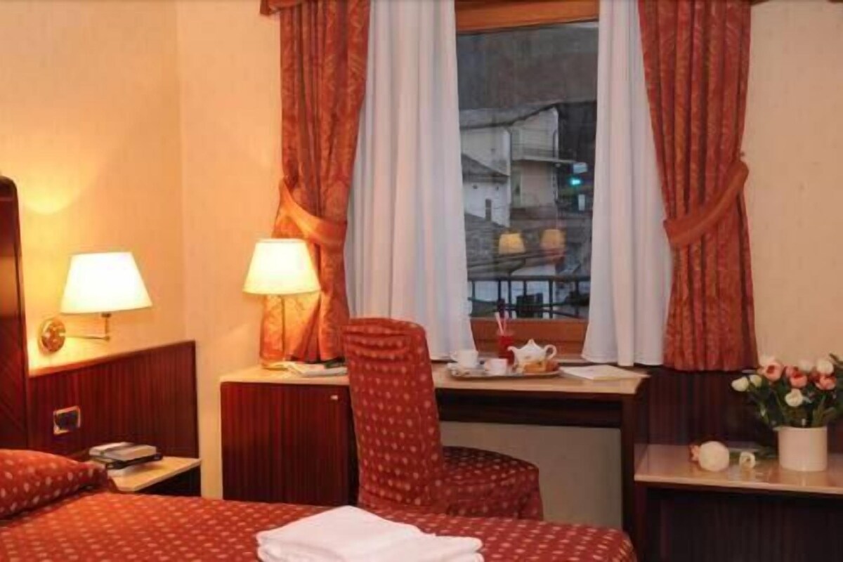 Coffres-forts dans les chambres, bureau