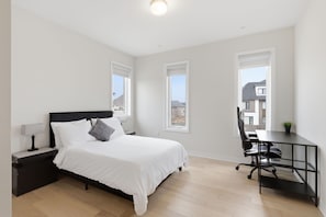 5 chambres, bureau, fer et planche à repasser, Wi-Fi gratuit