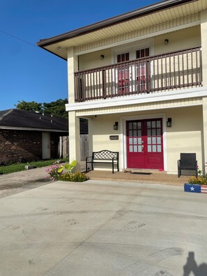 Exterior - Perfect Home in New Orleans (Terrytown)