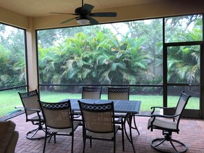 Outdoor dining - 13367 Silktail Drive (Naples)