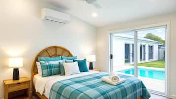 Blackout curtains, iron/ironing board, free WiFi
