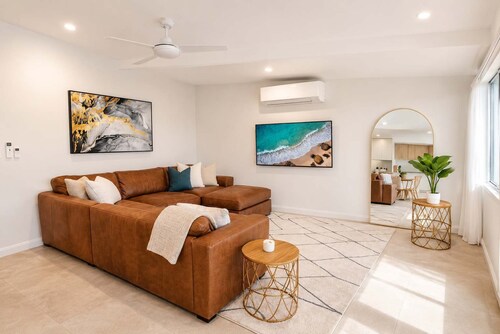 Beachfront Home Townsville