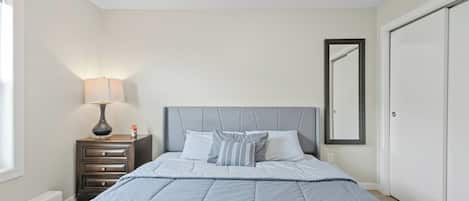 2 bedrooms, iron/ironing board, WiFi (free), bed sheets