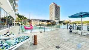 Unclassified image, 5 of 61, button - Cozy Apt - Corner Balcony w/360° Views (Hollywood)