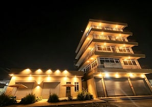 Exterior - Unique place (Arusha)