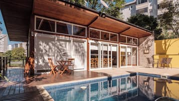 Piscina stagionale all'aperto