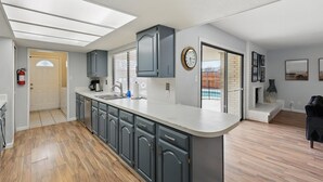 Interior - Modern Carrollton Retreat | Pool | Sleeps 8 (Carrollton)