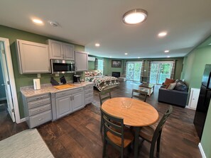 Interior - Cozy Sunapee Solitude Studio (Newbury)