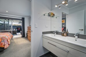 4 chambres, Wi-Fi, draps fournis