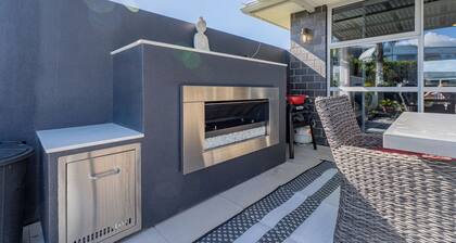Endeavour Oasis - Whitianga Holiday Home