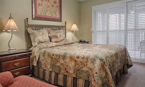 Iron/ironing board, travel crib, WiFi, bed sheets