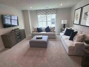 TV - Entire Home, 2 Miles to Beach, Sunset Beach (Sunset Beach)