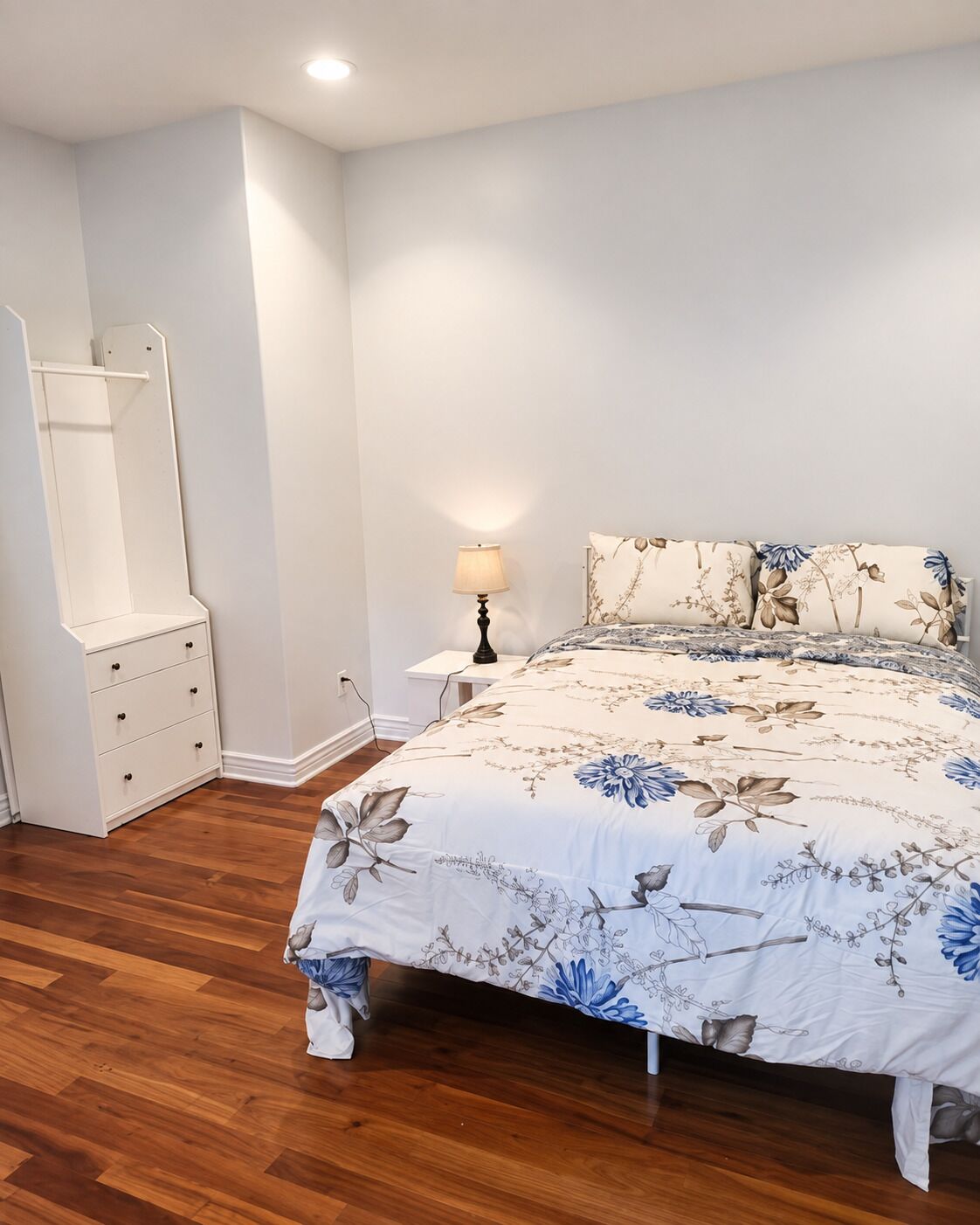 5 bedrooms, iron/ironing board, WiFi