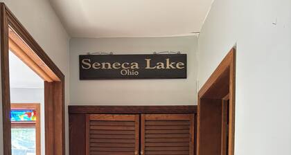 Lake view. Beautiful sunsets from the deck. Hot tub. Golf cart. Game room. Kayaks and canoe. BBQ Grill. Peaceful rural getaway.