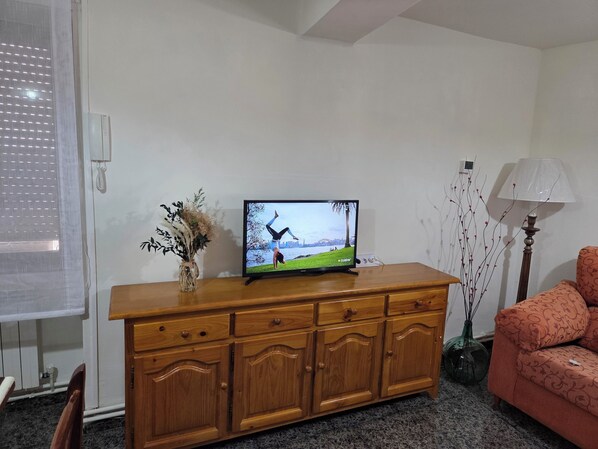 Living area - Rural apartment in a private building; pets allowed (Lapuebla de Labarca)