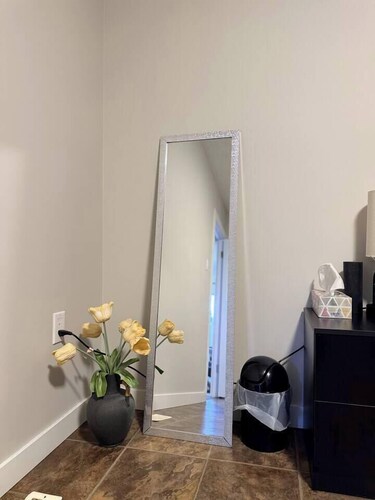 Entire Private Unit | Free Parking | Self Check-In