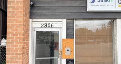 Private 1BR Apt Near Downtown Regina