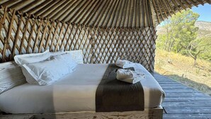 Unclassified image, 4 of 12, button - Lodge 2 - Extreme Nomad (CASES DE PENE)
