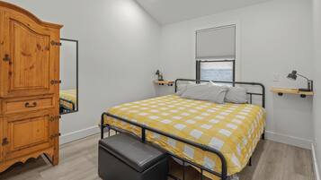 3 slaapkamers, reisbedje, gratis wifi, beddengoed