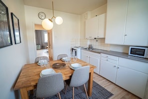 Private kitchen - Ramberget Sunsets | Saluhall Coffee - One tram (Gothenburg)