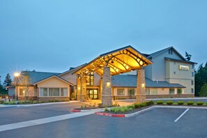 Exterior - Large Suite w/ Full Kitchen | Breakfast Included! (Mukilteo)