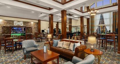 Large Suite w/ Full Kitchen | Breakfast Included!