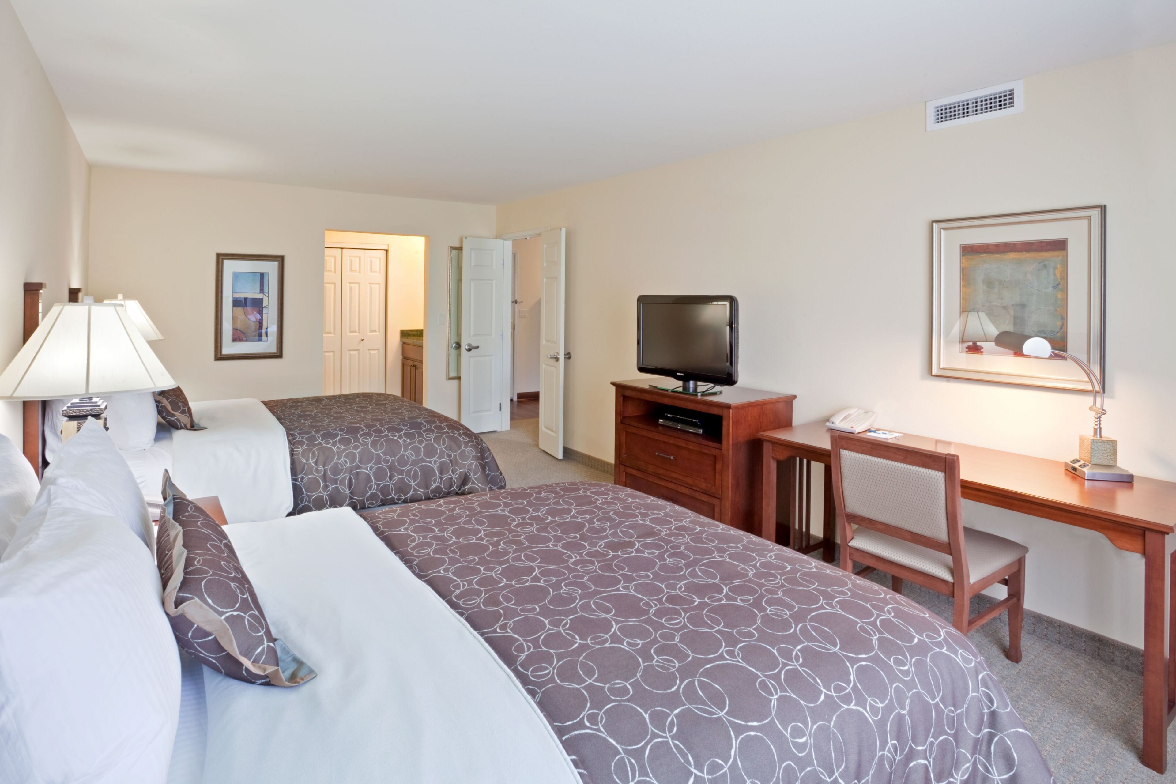 2 bedrooms, in-room safe, iron/ironing board, WiFi