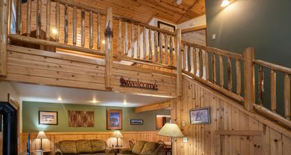 Wallow Lake Retreat - Entire Home - Two Units 6+7