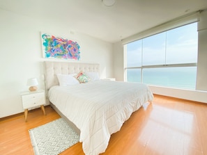 In-room safe, iron/ironing board, WiFi (free) - Miraflores duplex with ocean view garage (Lima)