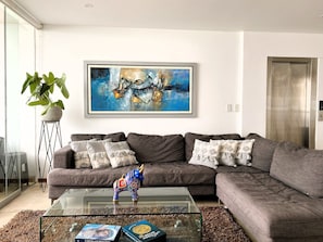 Apartment | Living area - Miraflores duplex with ocean view garage (Lima)