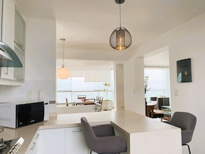 Dining - Miraflores duplex with ocean view garage (Lima)