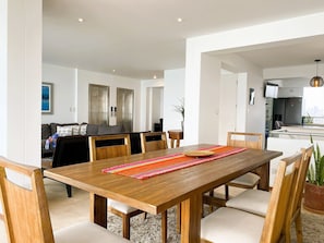 Apartment | Dining - Miraflores duplex with ocean view garage (Lima)