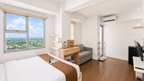 Room - Peaceful And Restful Studio Room At Apartment Urbantown Serpong (Tangerang)
