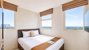 Standard Apartment - Bright And Convenient 2Br At Apartment Tuscany Residence (Tangerang)