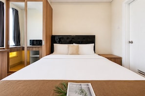 Unclassified image, 4 of 20, button - Warm Minimalist Studio At Apartment Harcosky Residence (Jakarta)