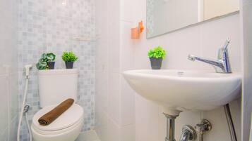 Studio Standar | Kamar mandi