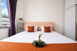 Ảnh chưa phân loại, 3 trong số 18 ảnh, nút