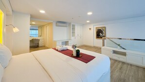 Ảnh chưa phân loại, 4 trong số 26 ảnh, nút