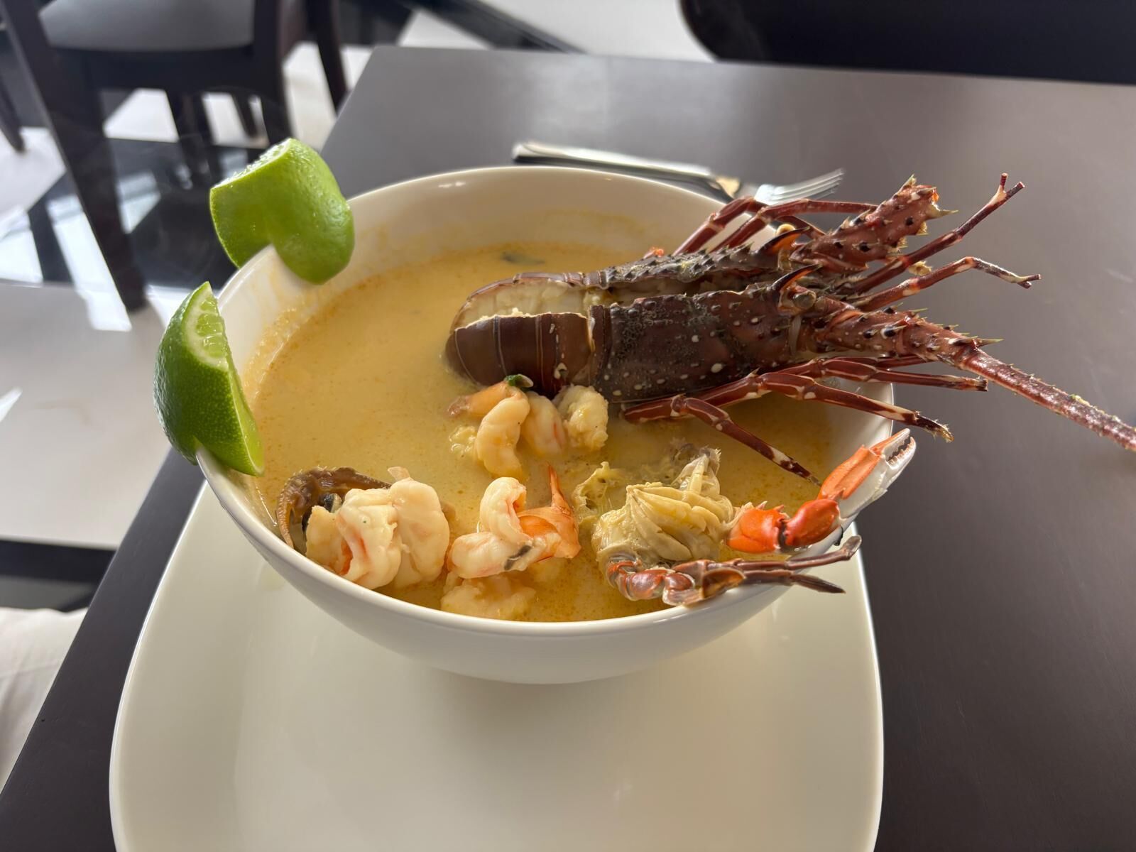 Thức ăn và đồ uống