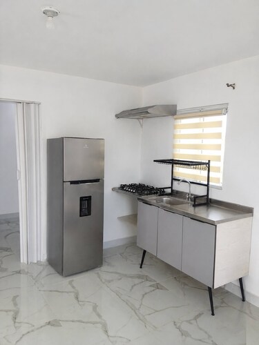 Studio Apartment With Available Parking