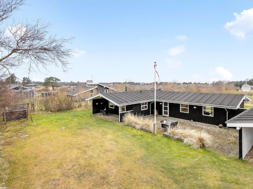 "Ruse" - 600m from the sea by Interhome