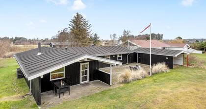"Ruse" - 600m from the sea by Interhome