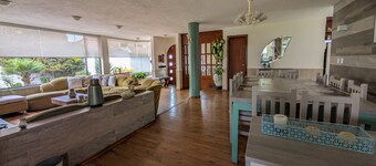 Private Chalet with Gardens & Hot Tub in Ambato