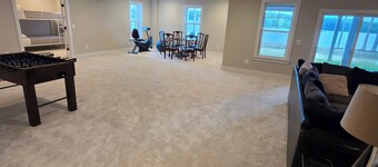 Luxury 550' Waterfront Private Beach Lake Anna