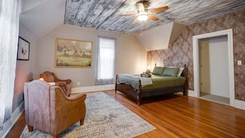 Iron/ironing board, free WiFi, bed sheets