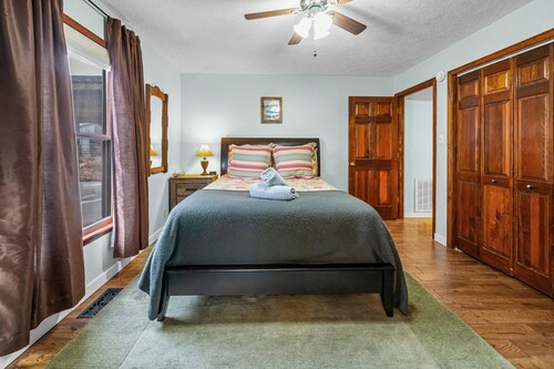 The Horse Haven at Liberty Star Farms (1536 Gratton Rd)