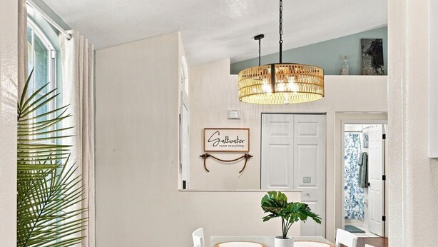 Dining - Welcome to The Sea Is Calling 2.0 (Sarasota)